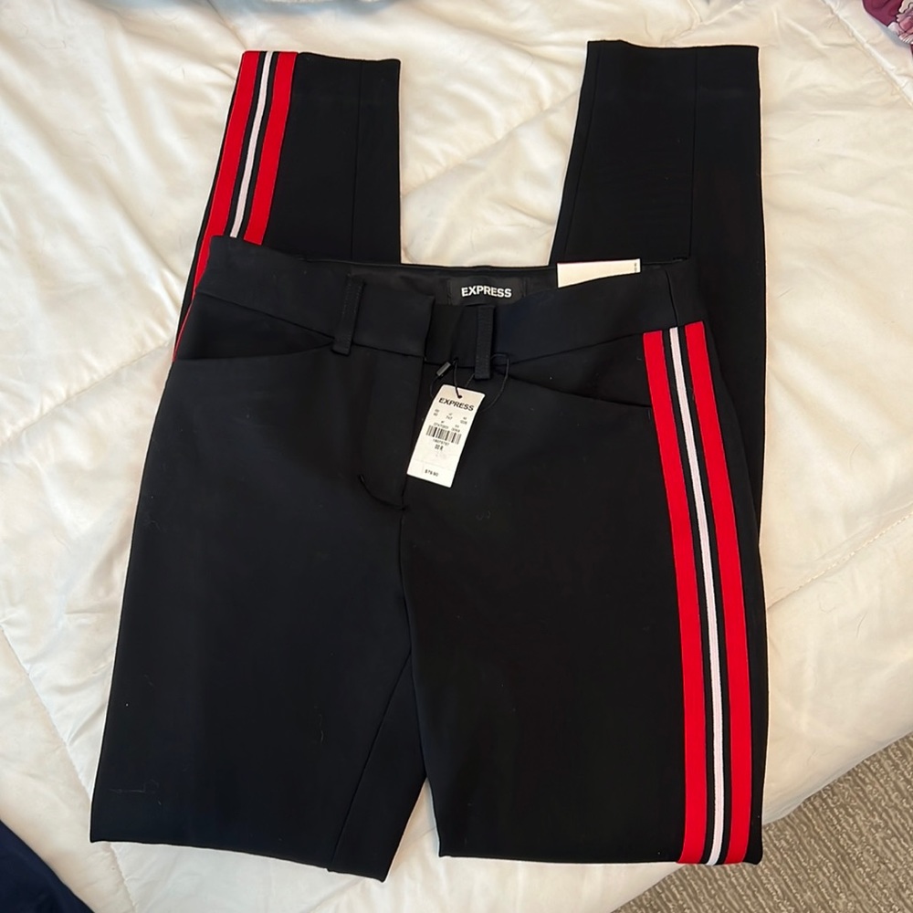 NWT skinny mid-rise black legging EXPRESS